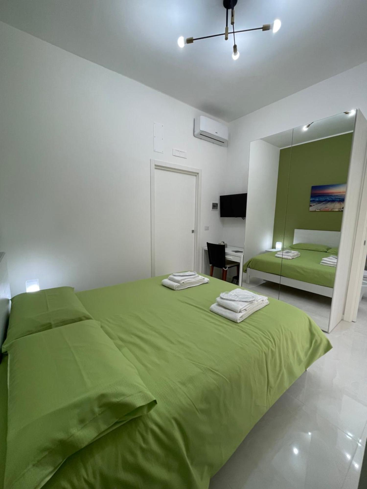 B&B Holden House Бари Экстерьер фото